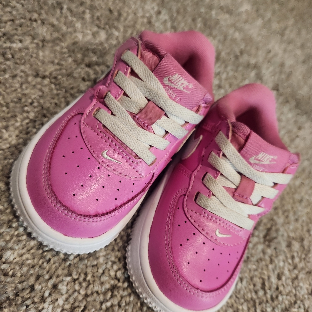 Nike Kids Pink Sneakers